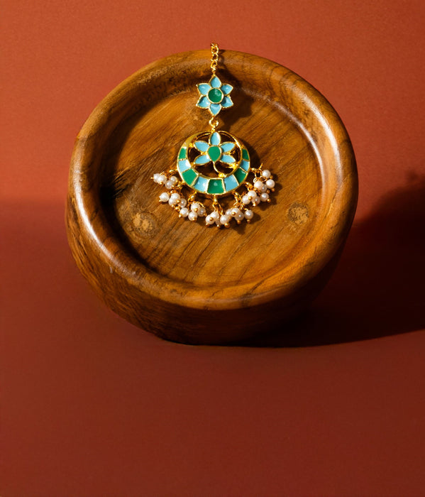 Phiroza Enamel Maangtikka